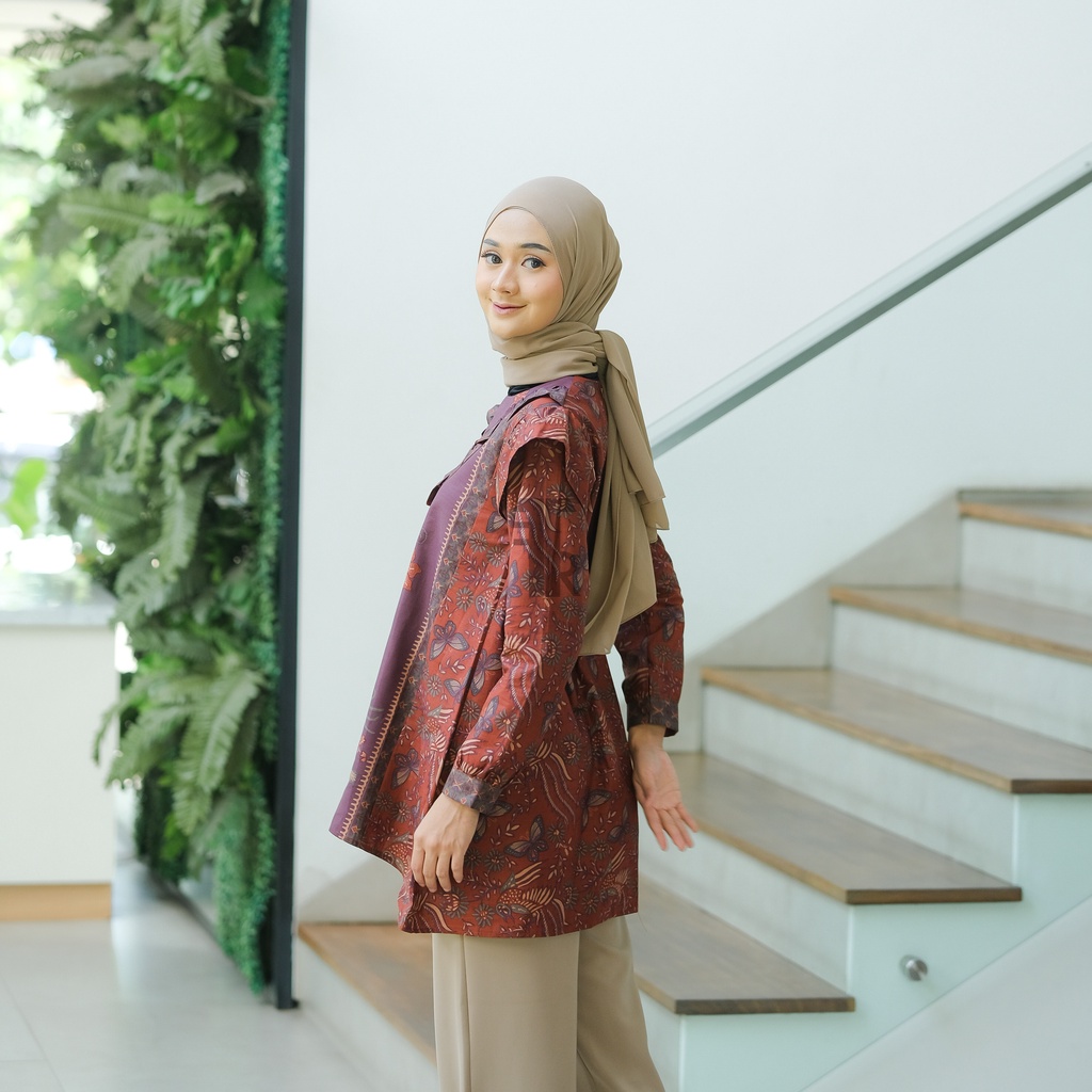 FITTINGROOM11 Blouse Batik - Haya Batik Cokelat