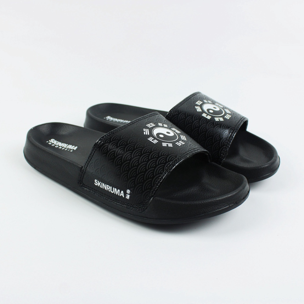 Sendal Slop Pria Wanita SKINRUMA Logo Yin Yang Hitam / Slip On Pria / Slide Pria / Sendal Outdoor / Sendal Cowok