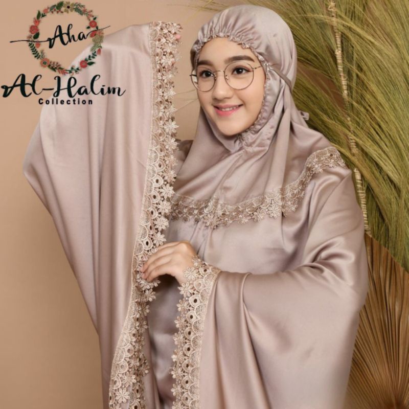 Mukena Dewasa  jumbo adem terbaru Daily Aisyah Sutra Velvet Renda ziper premium mewah 2022