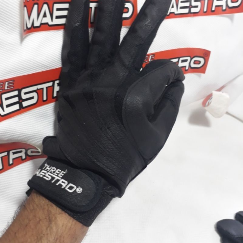 Sepasang Sarung Tangan Three Maestro New Style Full Jari