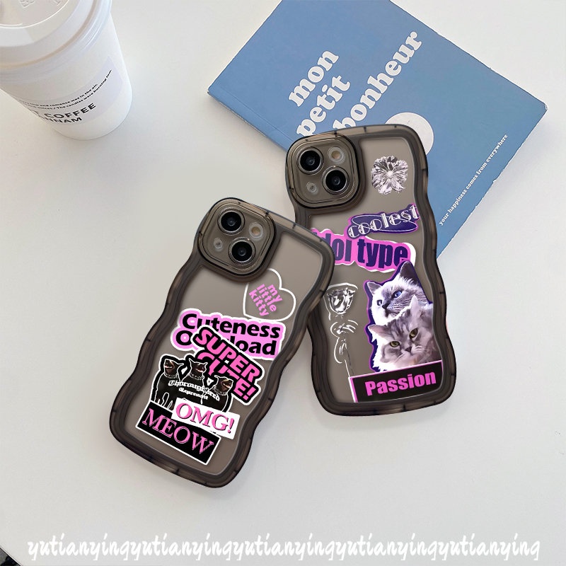 Stiker Label Brand Trendy Keren Cat Case OPPO A12 A16K A95 A96 A15 A54 A74 A16 A17 A57 A17K A3s A16s A55 A96 A5 A9 A52 A5s A7 Reno 8 7 6 8Z 7Z A77 A77s A1k A53 Wavy Edge Sarung Soft Case