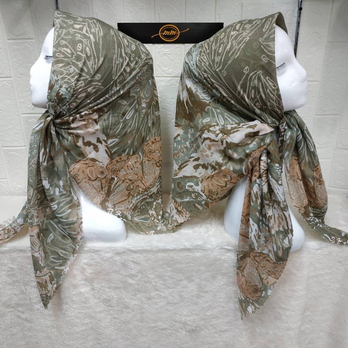 JM HIJAB SEGI EMPAT VOAL MOTIF KUPU KUPU HIJAU TOSCA KERUDUNG JILBAB