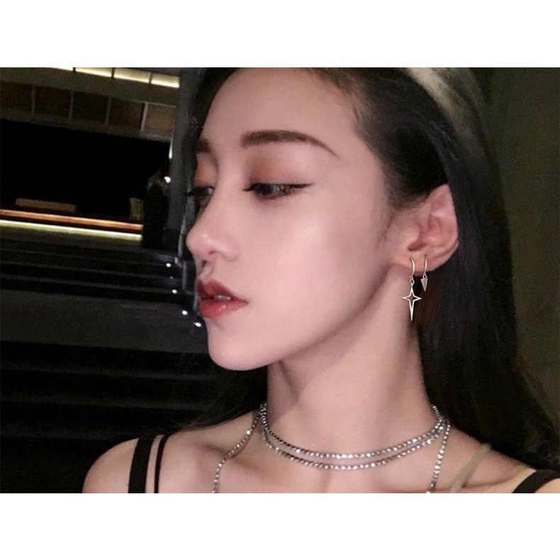 Anting Asimetris Bintang Anti Karat Anting Keren Anting Temperamen Perak Perempuan Musim Panas