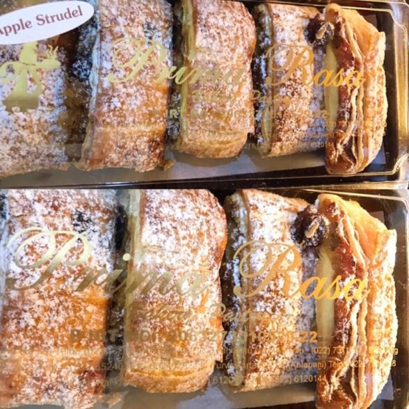 

MALL APPLE STRUDLE PASTRY PRIMA RASA BANDUNG enak legit best seller sale promo kekinian cny imlek brownis murah