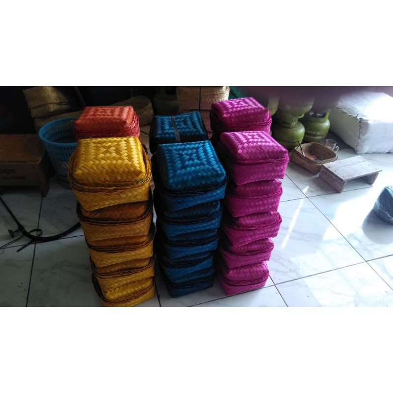 [ Halodul ] Besek 20 cm Warna Warni | Besek Hampers kotak hantaran lebaran