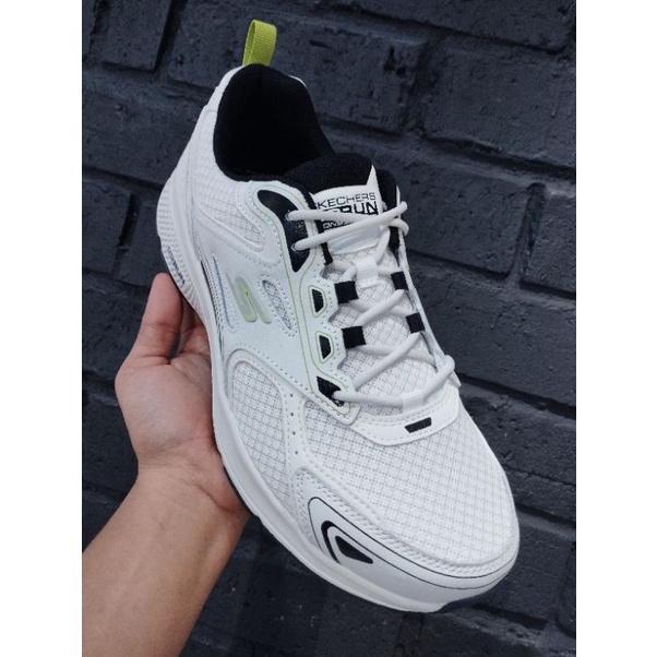 SEPATU GORUN CONSISTENT MEN