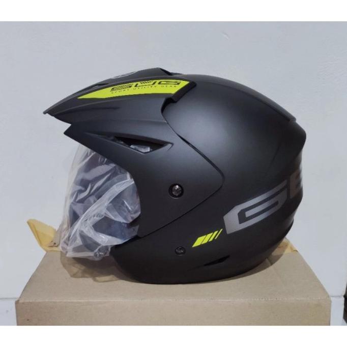 Helm Yamaha Gear 100% ori