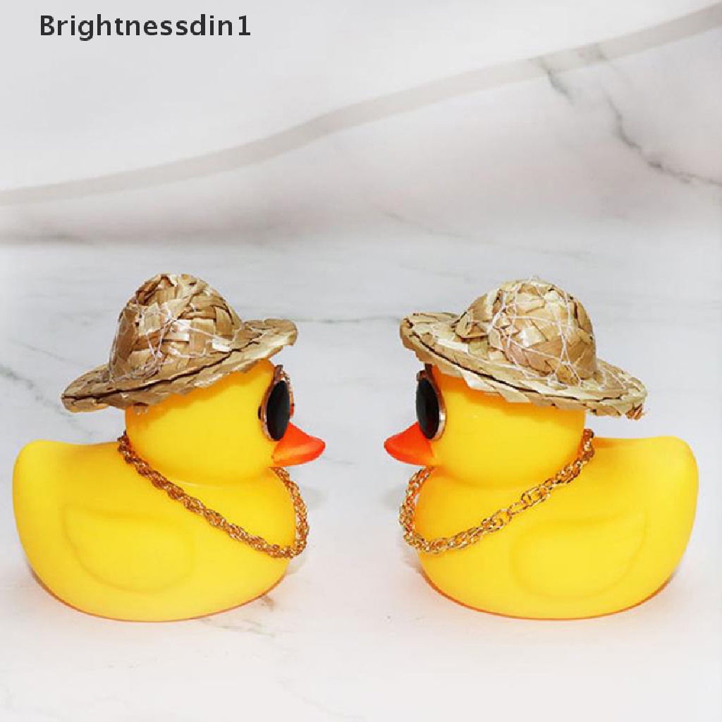 [Brightnessdin1] Bebek Kuning Dengan Kacamata Straw Hat Rantai Emas Auto Interior Dekorasi Ornamen Butik