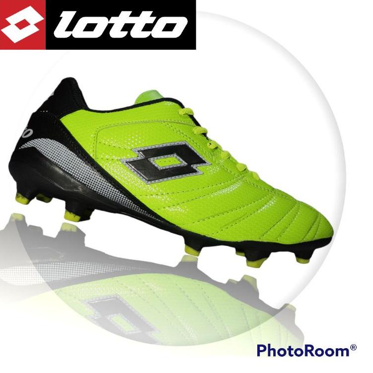 sepatu bola lotto