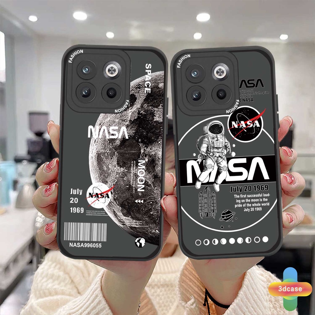 Case HP OPPO A15 A54 A5S A3S A16 A95 A7 A5 A9 A31 A53 2020 A12 A1K A16K A54S Reno 4 5F 4F A74 A15S A52 A11K A92 A35 A11 A93 A32 A72 A94 A53S F17 PRO A16S A12S Fashion Space Astronauts Couples Case