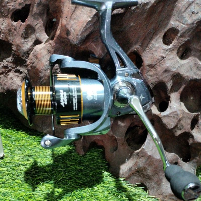 REEL UTECATE AKUMA 6000