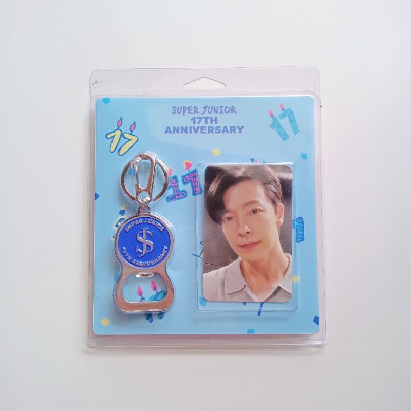 SUPER JUNIOR 17TH ANNIVERSARY OPENER KEYRING (PC DONGHAE)