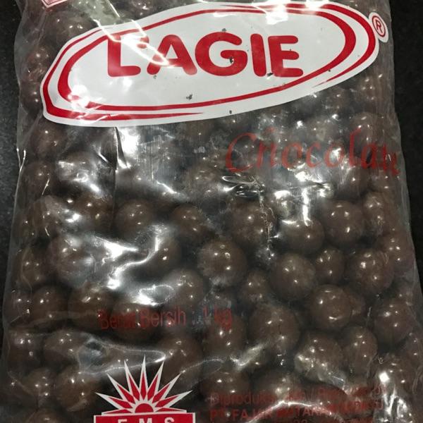 

➹ Lagie chocoball 1kg isi ➶