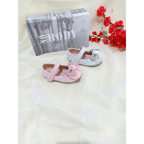 NOBODY SEPATU TALI  ANAK-ANAK 20/25