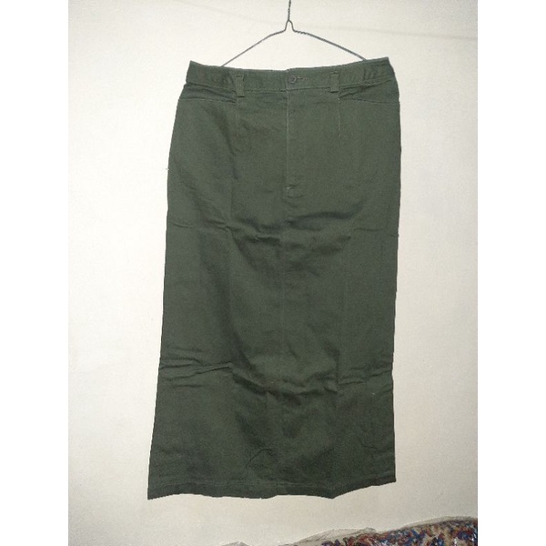 (preloved) rok span hijau army