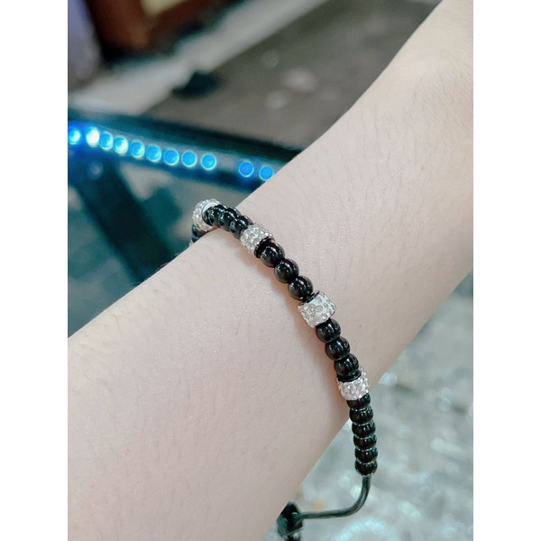 Gelang serut titanium tali hitam
