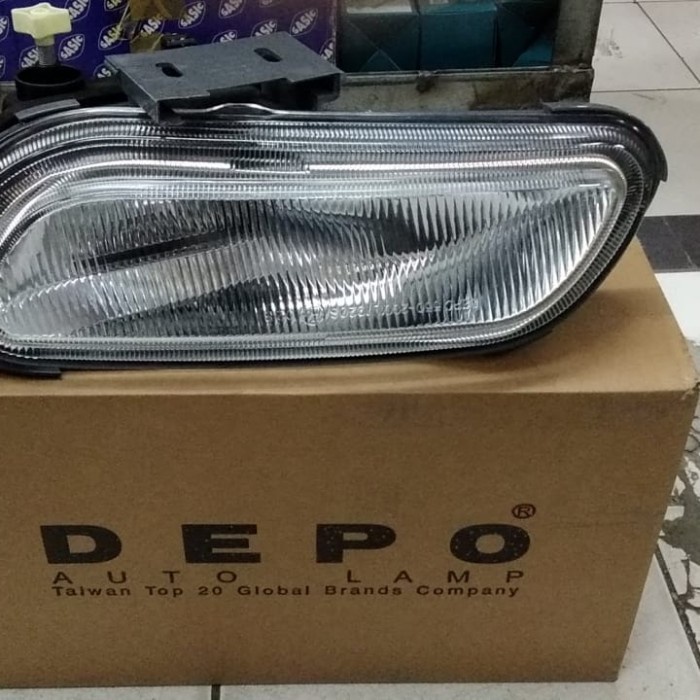 Fog lamp kiri peugeot 406 d8 depo lampu kabut