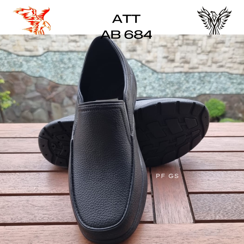 Sepatu Slip On Pria ATT AB 684 Karet Anti Air Formal  Casual 39-43