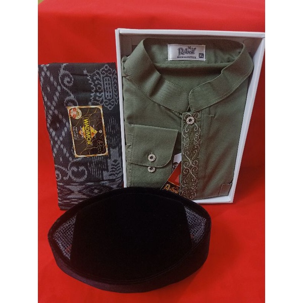 baju KOKO RUBAT atlas ,sarung BALI WD, dan peci WD / paket baju koko dan peci