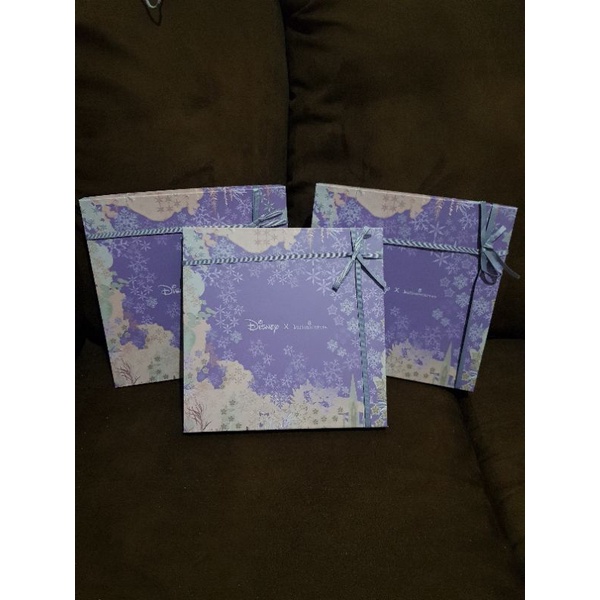 buttonscarves frozen