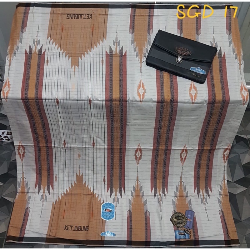 sarung Ketjubung SGD gold
