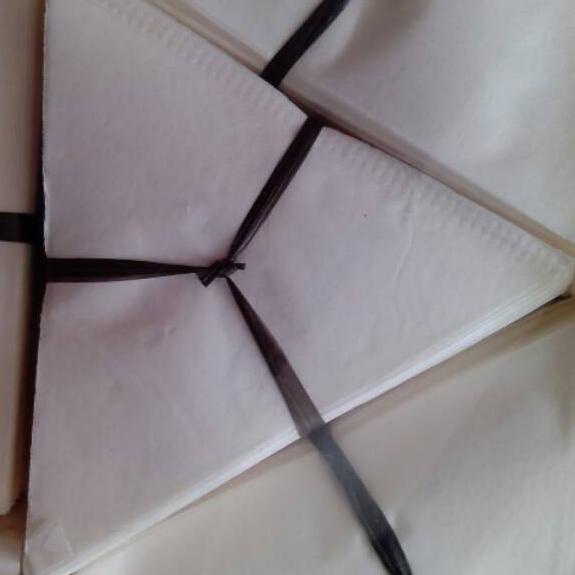 

♟ Kantong teh celup model segitiga sama sisi 8 cm ukm ✰