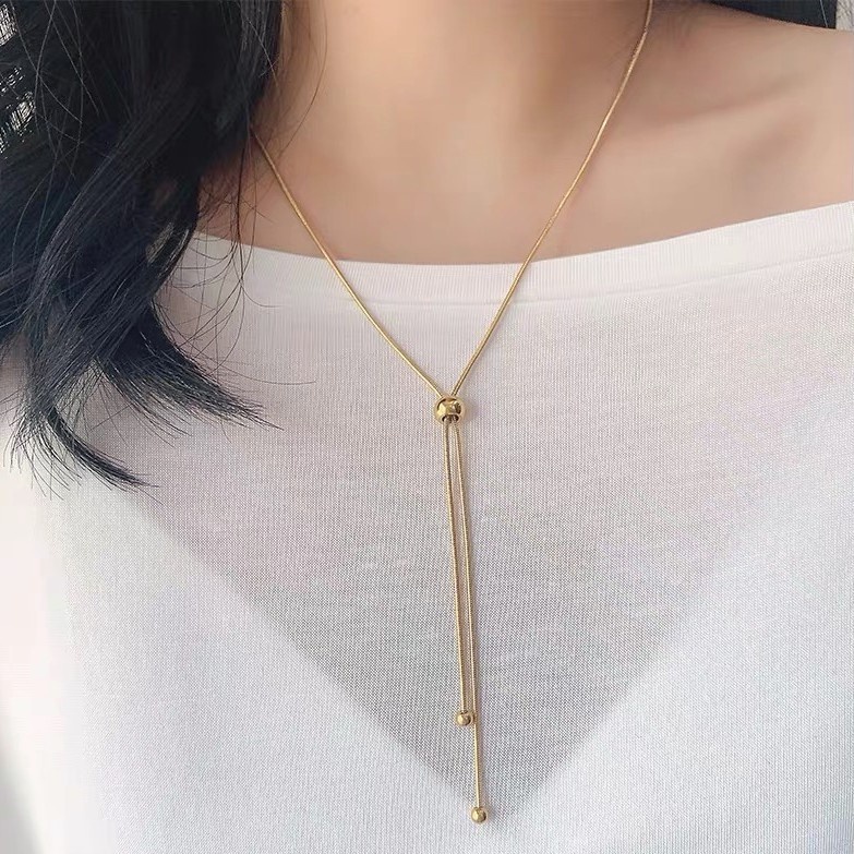 Kalung Rantai Clavicle Retractable Gaya Retro | Rantai Tulang Ular Manik-Manik Bulat Adjustable | Kalung Rantai Panjang Sedang Untuk Sweater | Kalung Pendek Bahan Titanium Steel Lapis Rose Gold 18K | Anti Air / Alergi Tidak Pudar | Hadiah Self-Keeping