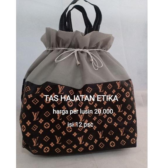 

W34 (1 lusin =12 psc) tas serut motif mewah dus nasi 22 WOW BANGET と