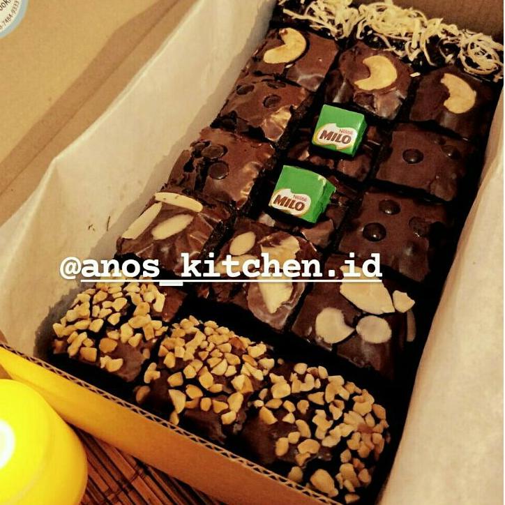 

◌ Brownies Fudgy Dark Cokelat Skat (Isi 18 pcs) (Produk Terbaru Hari Ini) ➭