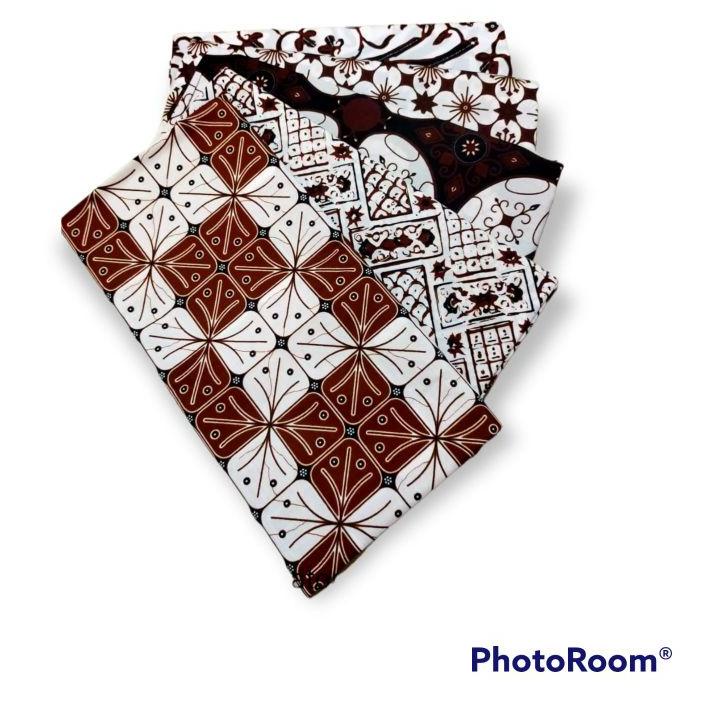 ۝ Kain batik panjang jokjan/jarik/kain panjang /putih ○