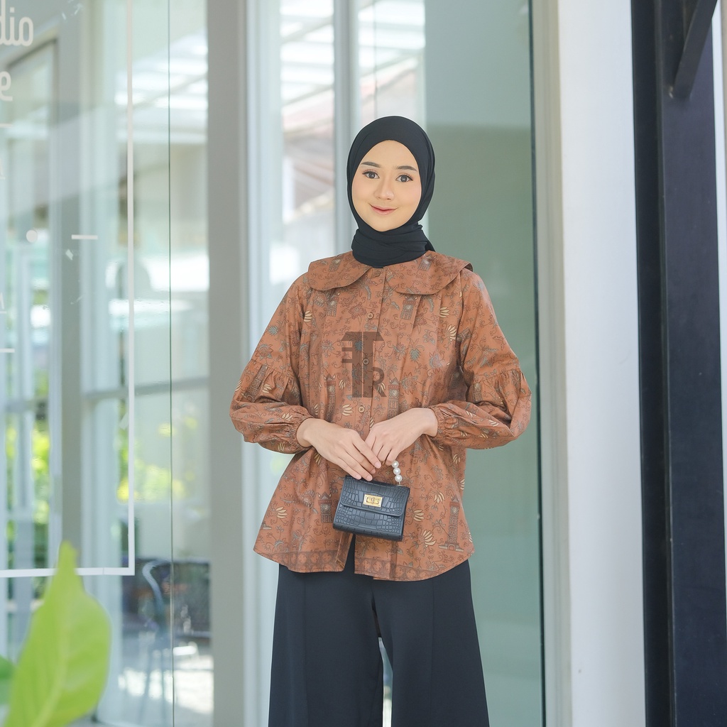 FITTINGROOM11 Batik - Harika Blouse New