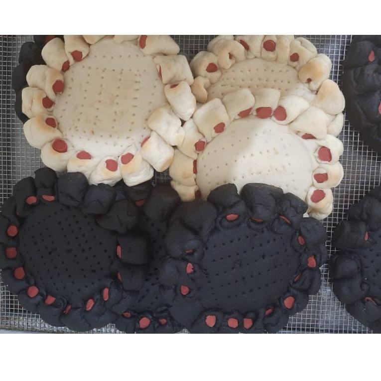 

R25 [GROSIR] PIZZA DOUGH SOSIS 22cm / ADONAN PIZZA SOSIS / PIZZA SOSIS / PINGGIRAN SOSIS SPECIAL PRICE ぞ