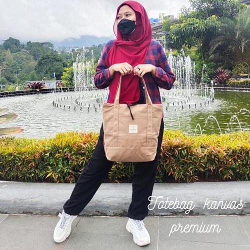 Tote Bag Kanvas Resleting Wanita Motif dan Polos cocok untuk kuliah shopping bag bisa custom sablon untuk tas totebag Souvenir Seminar Gift dll