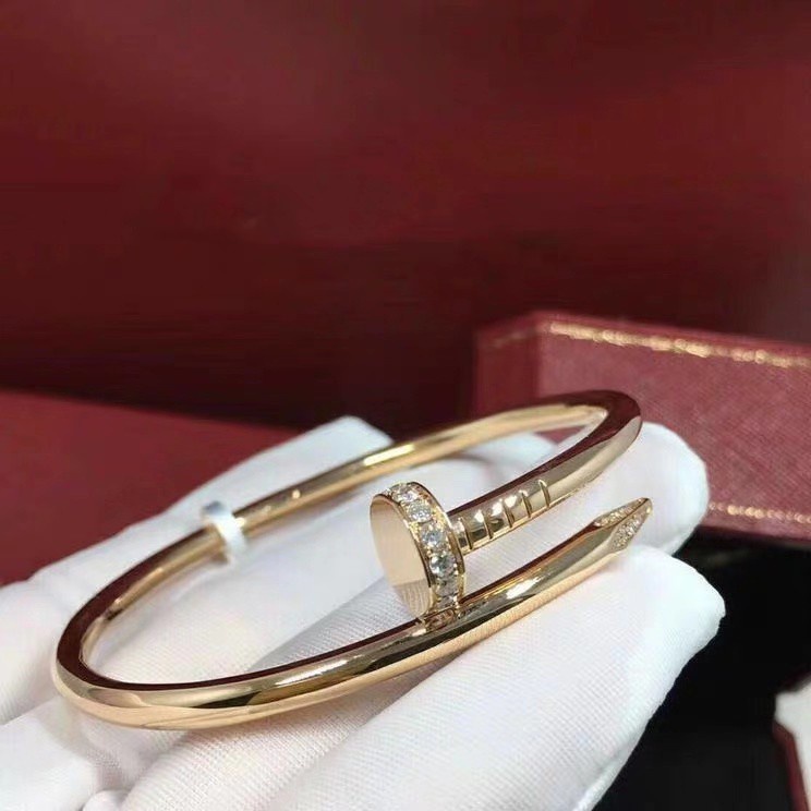 Gelang Tangan Titanium Steel Lapis Rose Gold 18K Hias Zircon Berlian Untuk Wanita