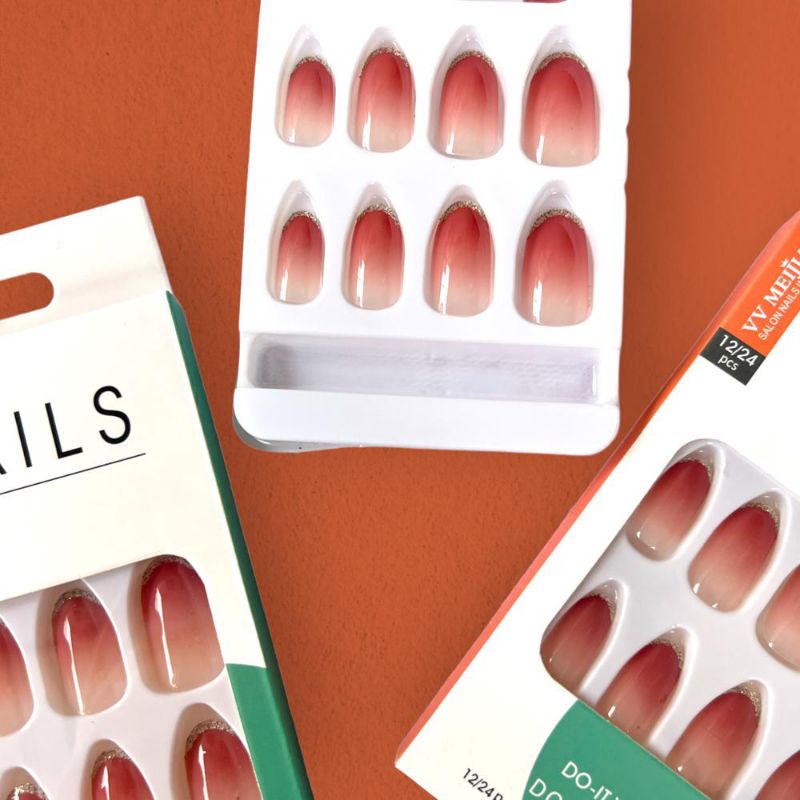 12 PCS KUKU GAYA MOTIP RUNCING / FAKE NAILS FASHION TERLARIS / FRE LEM ( variasi D )