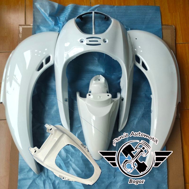 Best.produk Full Set Full Body Bodi Halus Alus Honda Scoopy Karbu Lama 2010 2011 2012 Putih