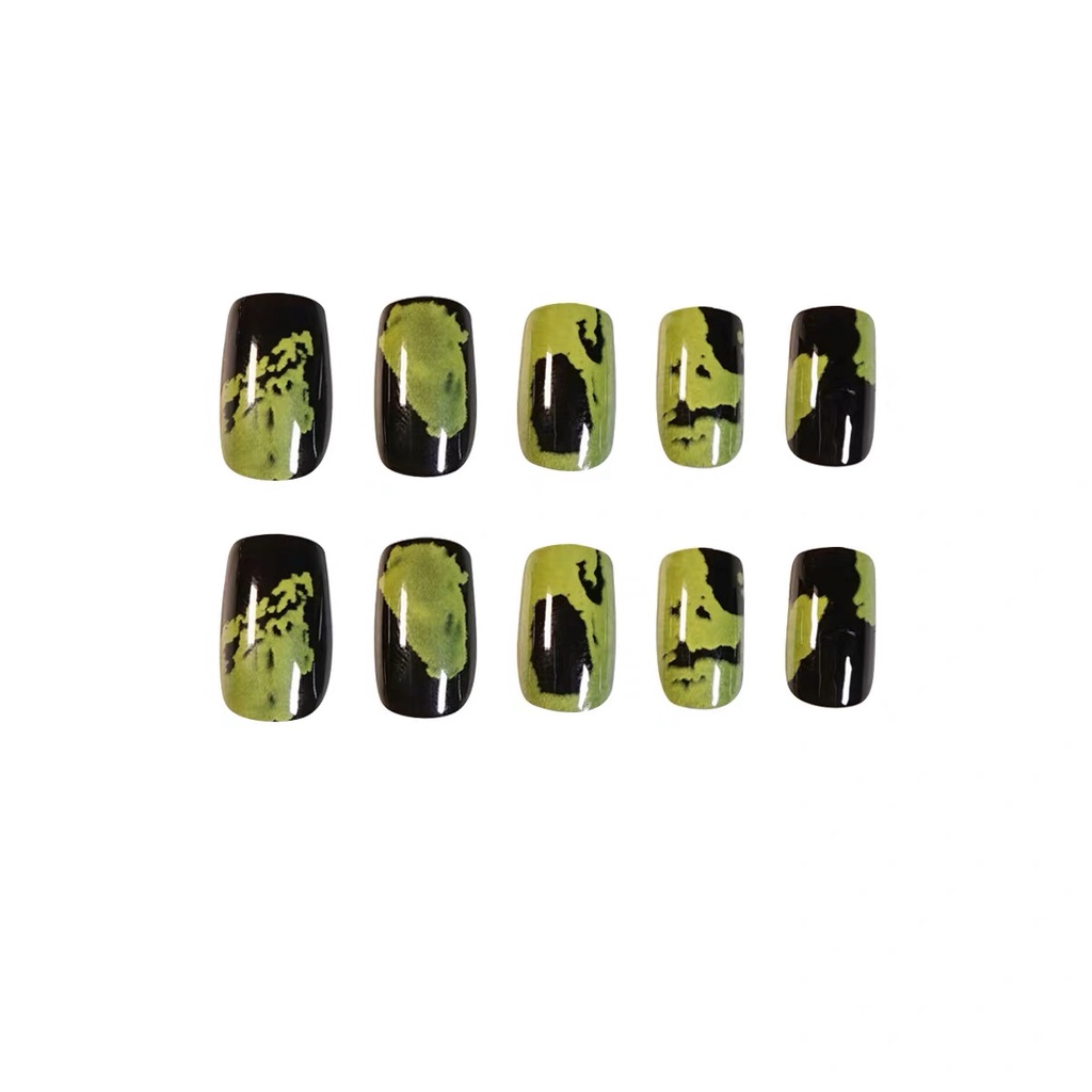 Green Color Halloween Design Fake Nails 8705