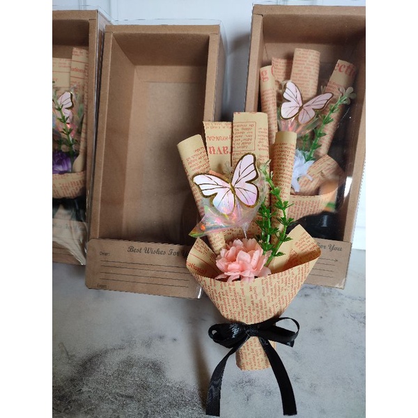 Gift Box Buket Kupu-kupu/ Buket Butterfly / Hadiah Wisuda/ Hamper/ Buket Butterfly s Wisuda/Hadiah Souvenir