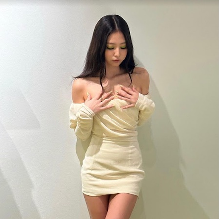 【AMY J】Jenny style Strapless  Ruched Lantern Sleeve  Mini Dress 7509