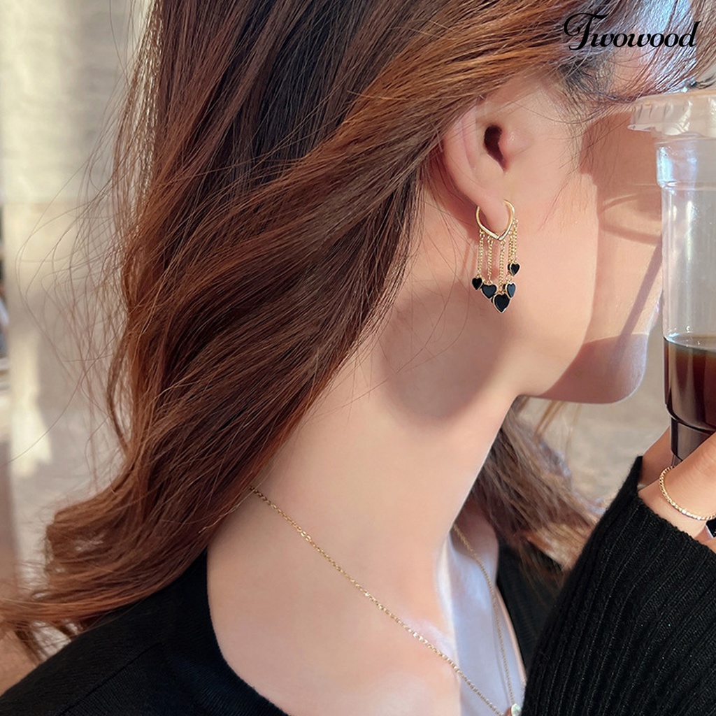 Twowood 1pasang Anting Menjuntai Gaya Korea Elegan Temperamen Paduan Hati Hitam Wanita Drop Earrings Fashion Jewelry