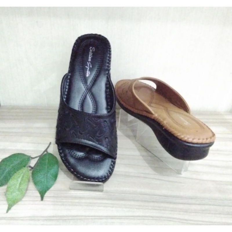 Sandal wanita Bettina hitam/coklat