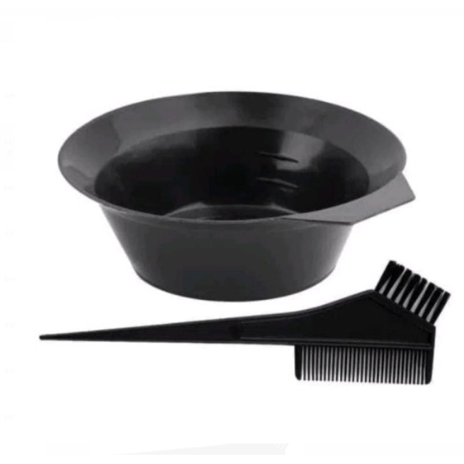 Sisir kuas dan mangkok semir cat rambut