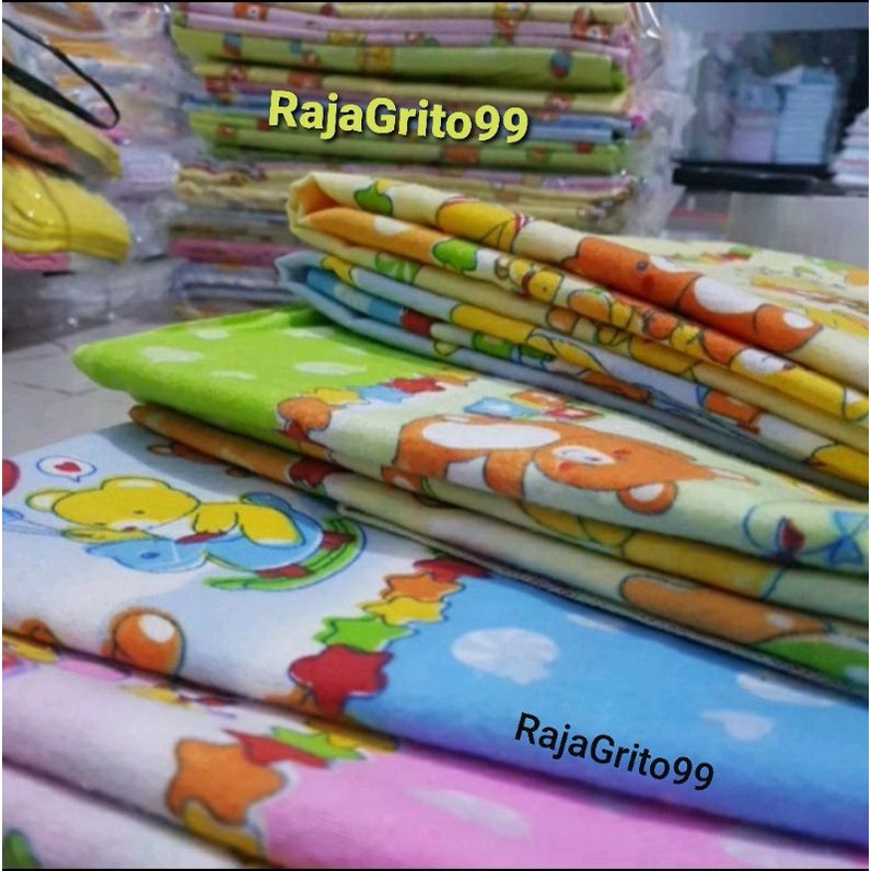 1/2 lusin kain bedong super jumbo, 110 x 90 motif gambar random tabur dan runstop, bahan flanel isi 6 pcs - Grosir