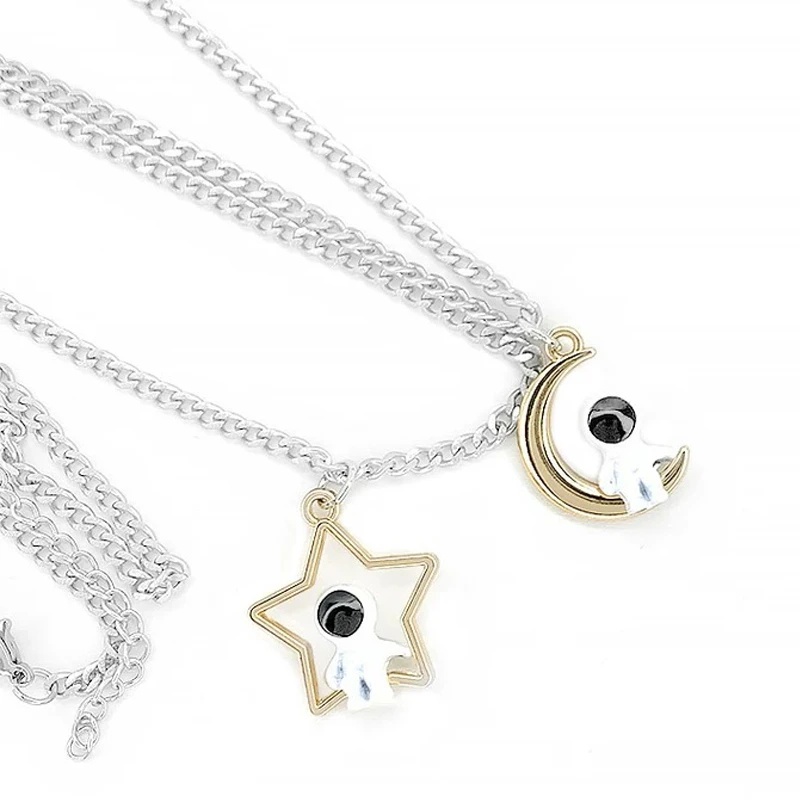 Fashion Sederhana Bulan Bintang Tiga Dimensi Astronot Kalung/Spaceman Pendant Couple Necklaces