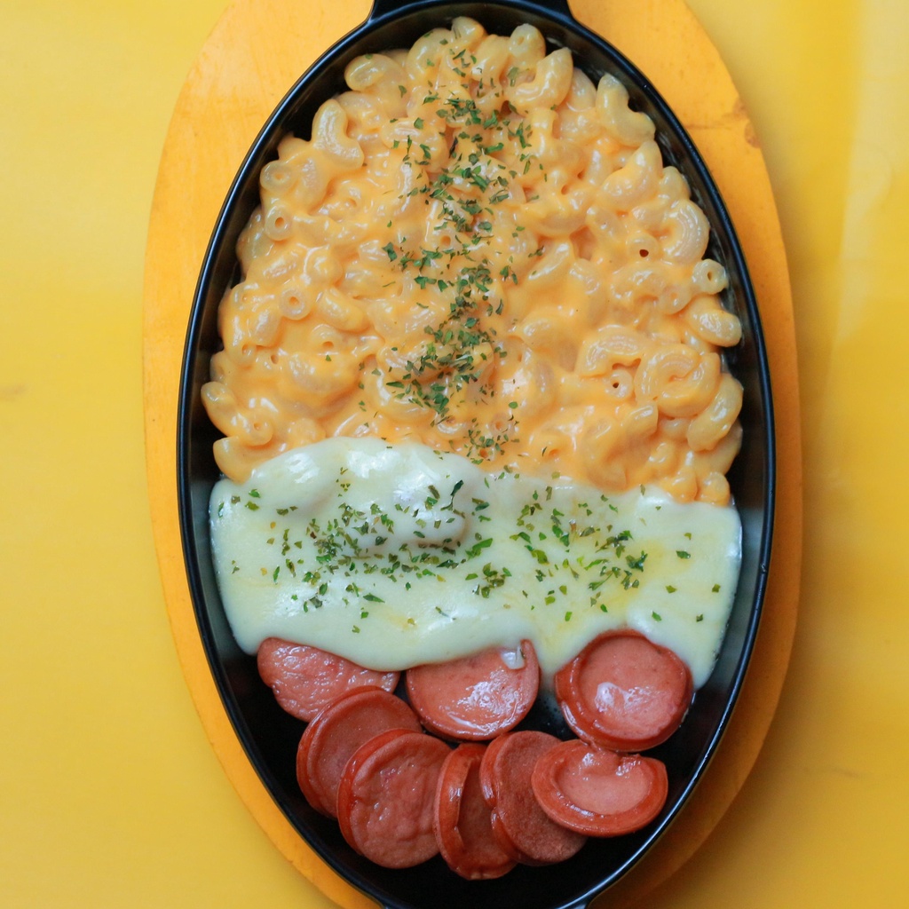 MAC N CHEESEE