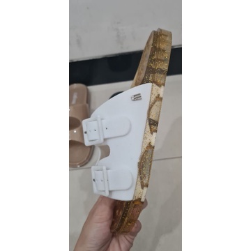 1:1 Ori Melissa Wide Ad Sandal Karet Santai Wanita Terbaru