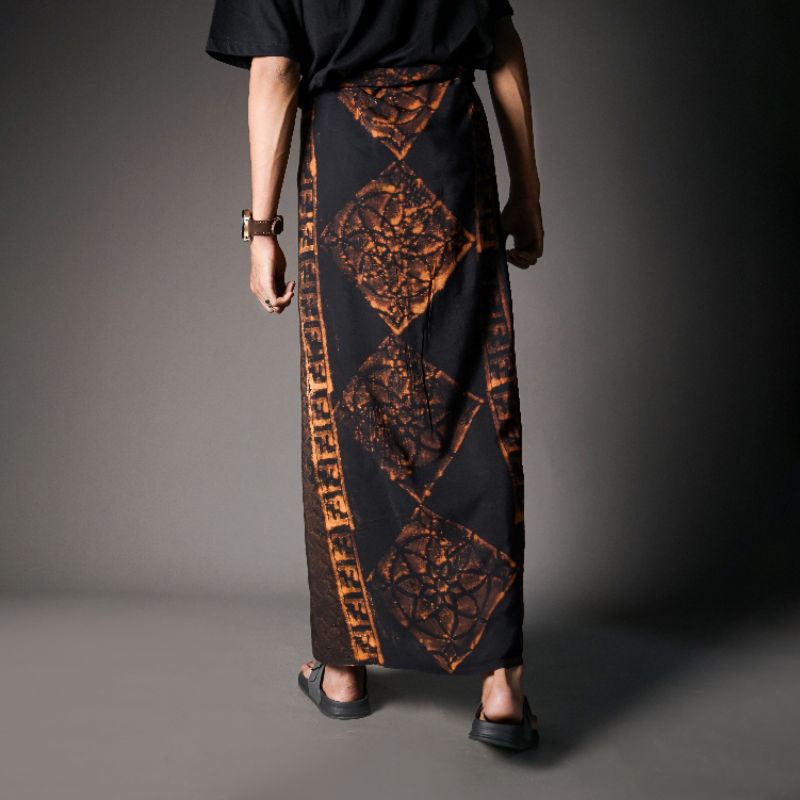 Sarung Pria Sarung Wanita Sarung Palaikat Sarung Batik Sarung Kekinian Sarung Modern Sarung Estetik 