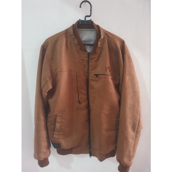 [PRELOVED] Jaket Iwearzule Multifuctional Bomber Velvet Beludru Outer Jaket Stylish Keren Thrift Pak