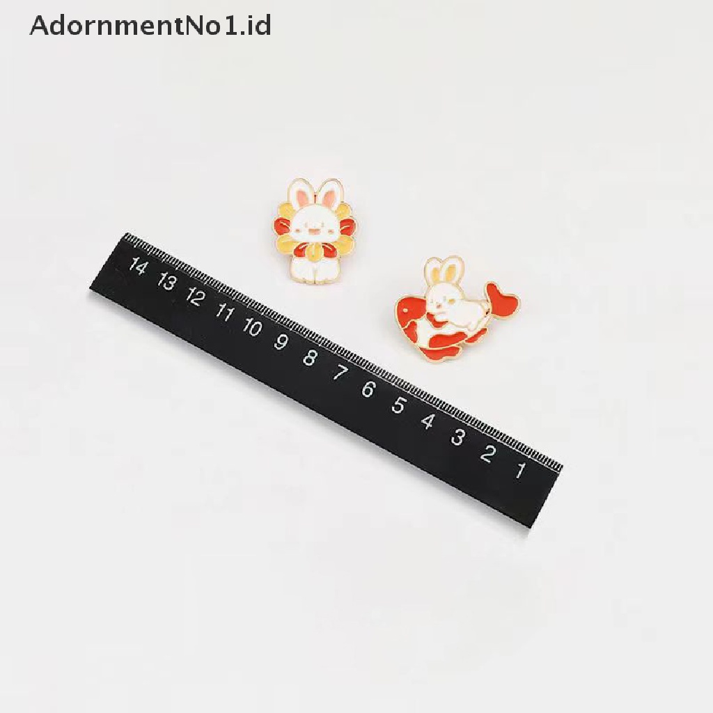 [AdornmentNo1] Lucu Tahun Baru Kelinci Enamel Bros Kartun Beruntung Merah Ikan Gurame Wortel Bunga Bunny Year Badge Pakaian Lapel Pin Hadiah Perhiasan [ID]