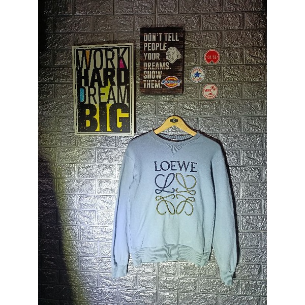 Sweater Crewneck thrifting Loewe